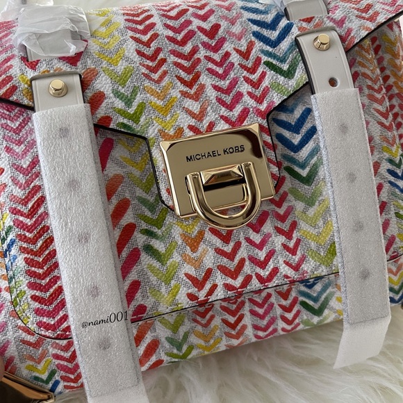Michael Kors Manhattan Printed Satchel NWT - Picture 2 of 15
